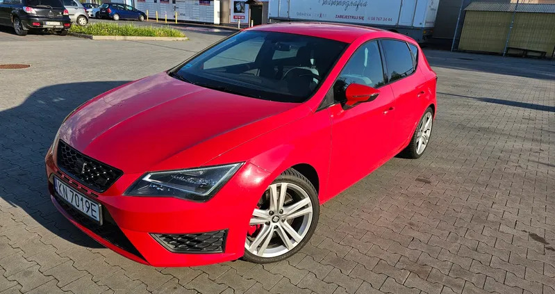 seat małopolskie Seat Leon cena 74900 przebieg: 89000, rok produkcji 2016 z Wieliczka